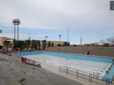 La prima � quella olimpionica bianca e azzurra di 50 metri a 8 corsie...